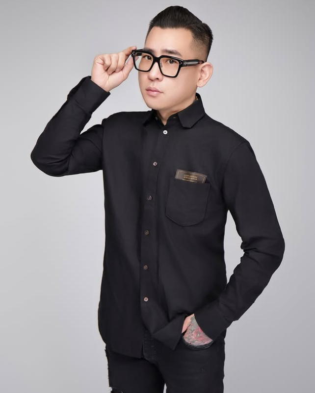 蹦闆即將化身酸小七一日店長啦-蹦闆照片